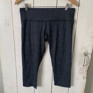 Lululemon Cropped Wonder Under Leggings